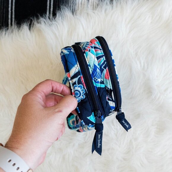 VERA BRADLEY LOTUS FLOWER SWIRL "BLUSH & BRUSH" COSMETIC CASE - Picture 5 of 12